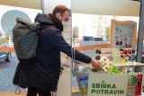Česká solidarita v praxi: Letošní Sbírka vynesla 440 tun zboží pro potřebné
