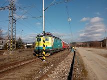 Humanitární vlaky stojí v Košicích. Slováci řeší, jak je legálně pustit přes hranice