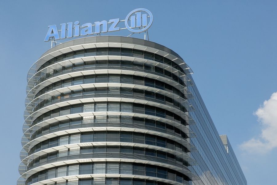 Přes 80 procent nových klientů si přeje s Allianz komunikovat digitálně. U lidí nad 80 let je to půl na půl