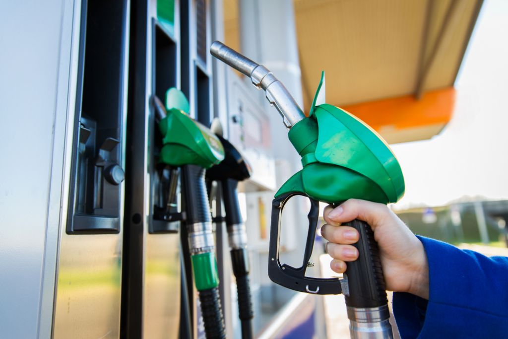 Damir Duraković: Plošná cena nafty opět skokově roste. Prudké zdražování paliv bude v příštím týdnu pokračovat