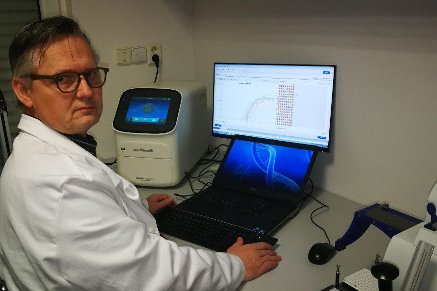 Český CorLab vyvinul samotestovací PCR sadu pro firmy, je nejlevnější na trhu