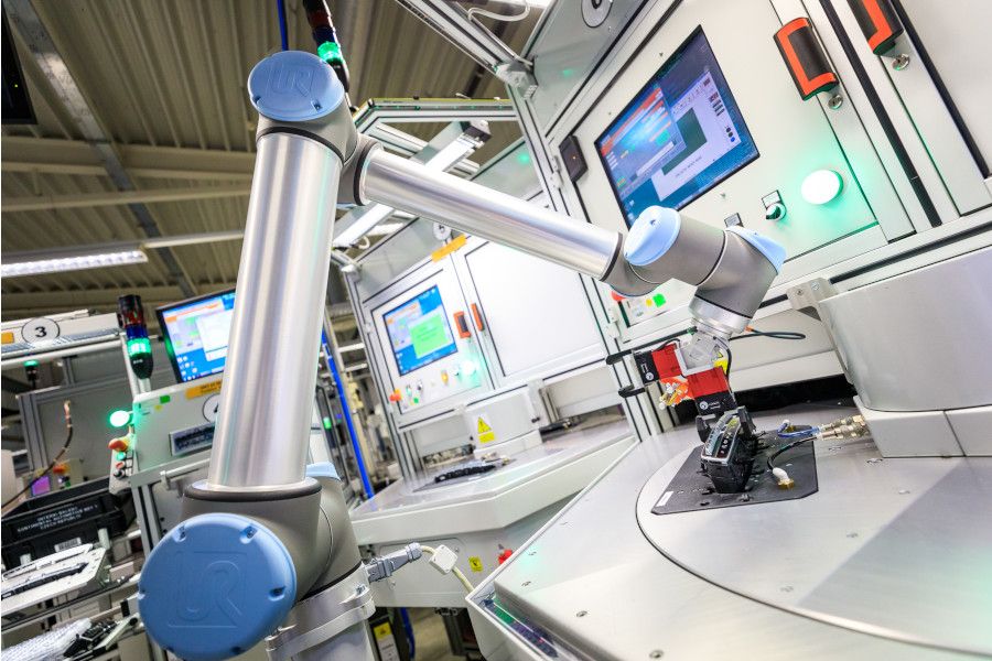Chytrá automatizace v Continentalu v Brandýse: virtuální realita i roboti ve výrobě