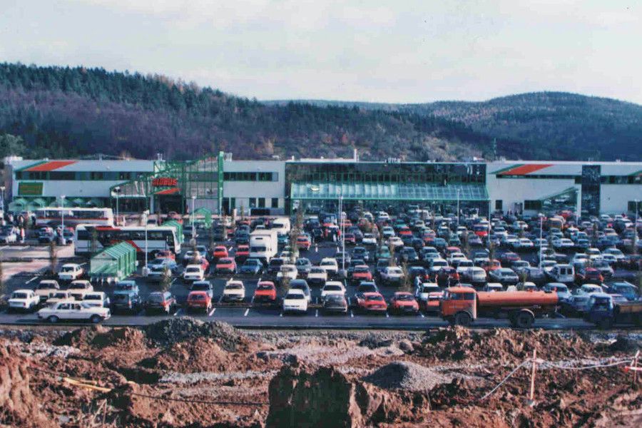 Ve čtvrtek uplyne 25 let od otevření prvního hypermarketu v ČR