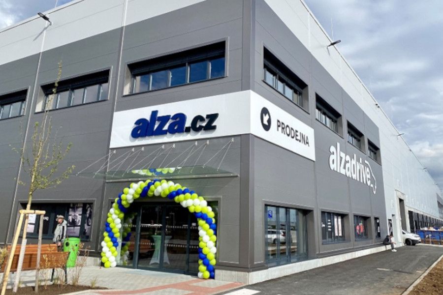 GLP a Alza.cz otevřely v Praze Chrášťanech moderní logistické centrum