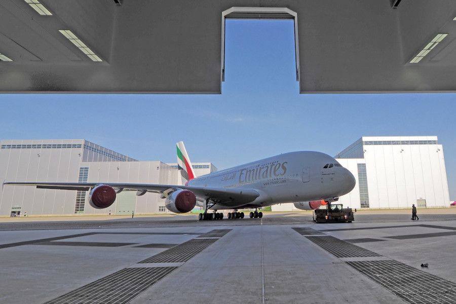Emirates převzala poslední superjumbo a zkompletovala tak svou flotilu 123 ikonických letounů A380