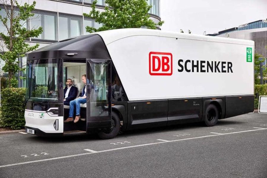 DB Schenker urychluje elektrifikaci vozového parku díky spolupráci s Volta Trucks