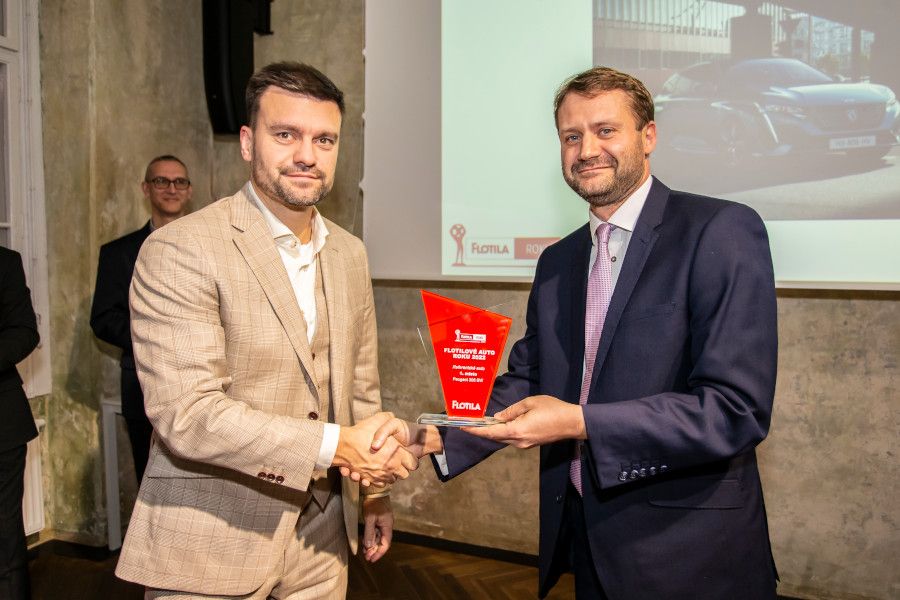 Peugeot 308 získal ocenění v ČR, v evropské anketě Autobest je ve finále