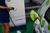 MONETA Money Bank otevřela první veřejnou nabíjecí stanici pro elektromobily