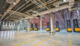 DB Schenker otevírá v Dubaji logistické centrum plně využívající solární energii