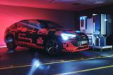 Audi se ve svém výzkumu zabývá dvousměrnou nabíjecí technikou