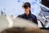 BMW-Augmented-Reality-used-for-prototypes-12
