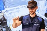 BMW-Augmented-Reality-used-for-prototypes-9