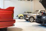 Jedna z největších automobilových sbírek Engine Classic Cars Gallery otevřená pro veřejnost