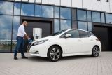 Inteligentní systém nabíjení ABB umožní elektromobilům vracet elektřinu zpět do sítě