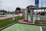 U hypermarketů Globus se rozšíří počet dobíjecích stanic pro elektromobily, největší zájem o ně je mimo Prahu