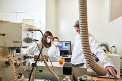 Fakulta elektrotechnická ČVUT představila NANOLAB, laboratoř pro nanoelektrické technologie za 40 milionů korun