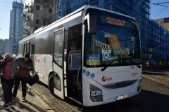 BusLine ve spolupráci s Libereckým krajem dovezl do Liberce další várku uprchlíků