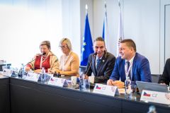 Bartoš podepsal deklaraci o podpoře digitalizace evropských měst