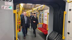 Předsedkyně Poslanecké sněmovny si v Polsku prohlédla nové metro od Škoda Group